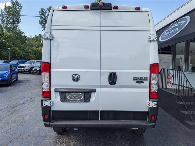 Used 2024 RAM ProMaster 1500 w/ Convenience Group FWD image 2