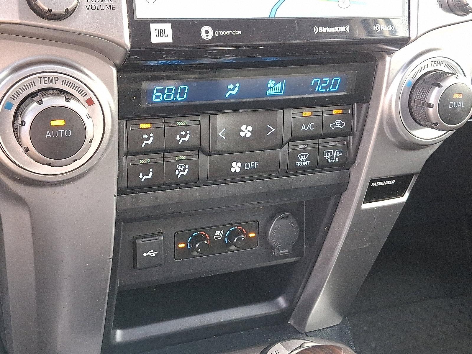 Used 2023 Toyota 4Runner Limited image 15