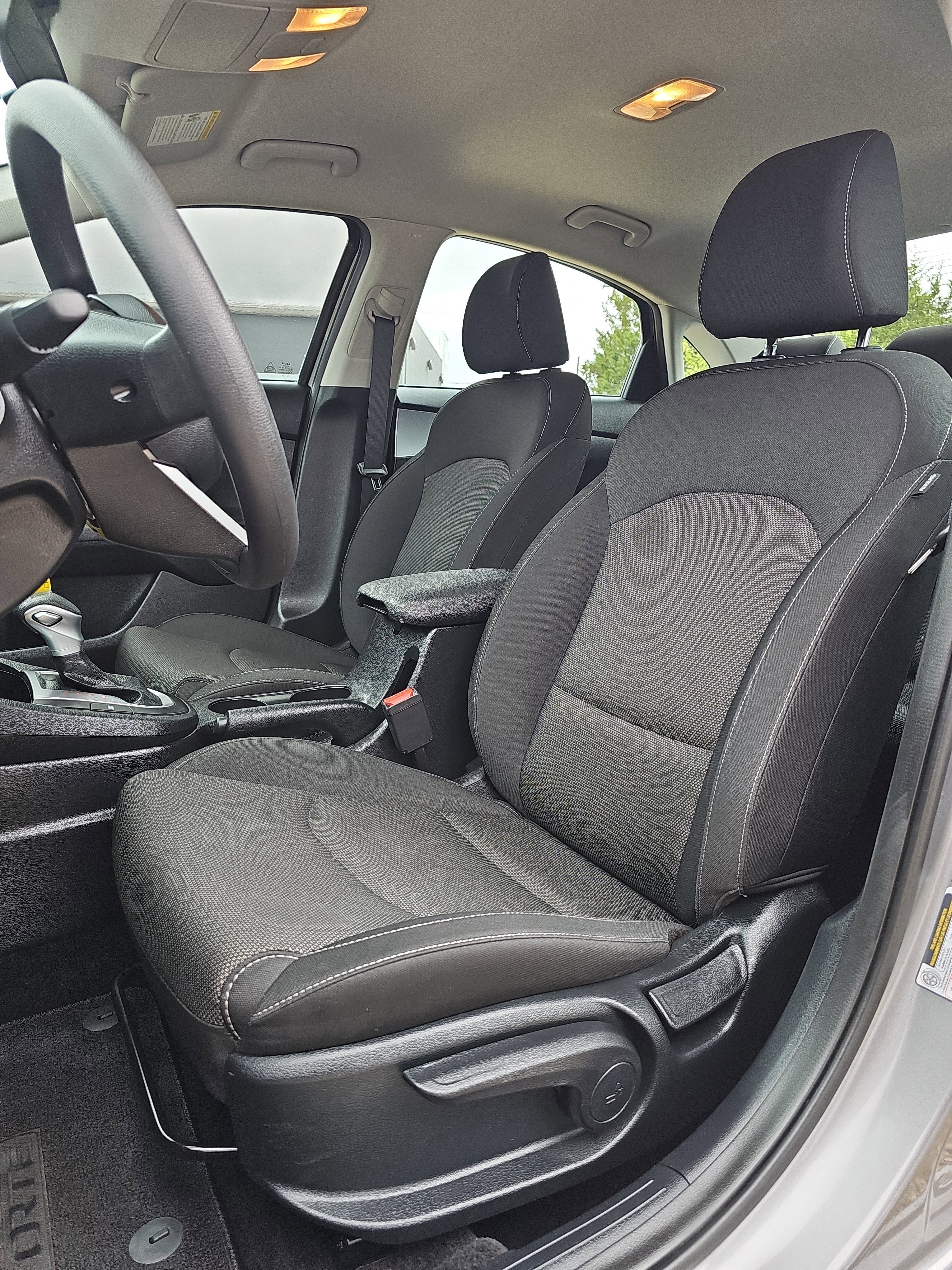 Used 2024 Kia Forte LXS image 18