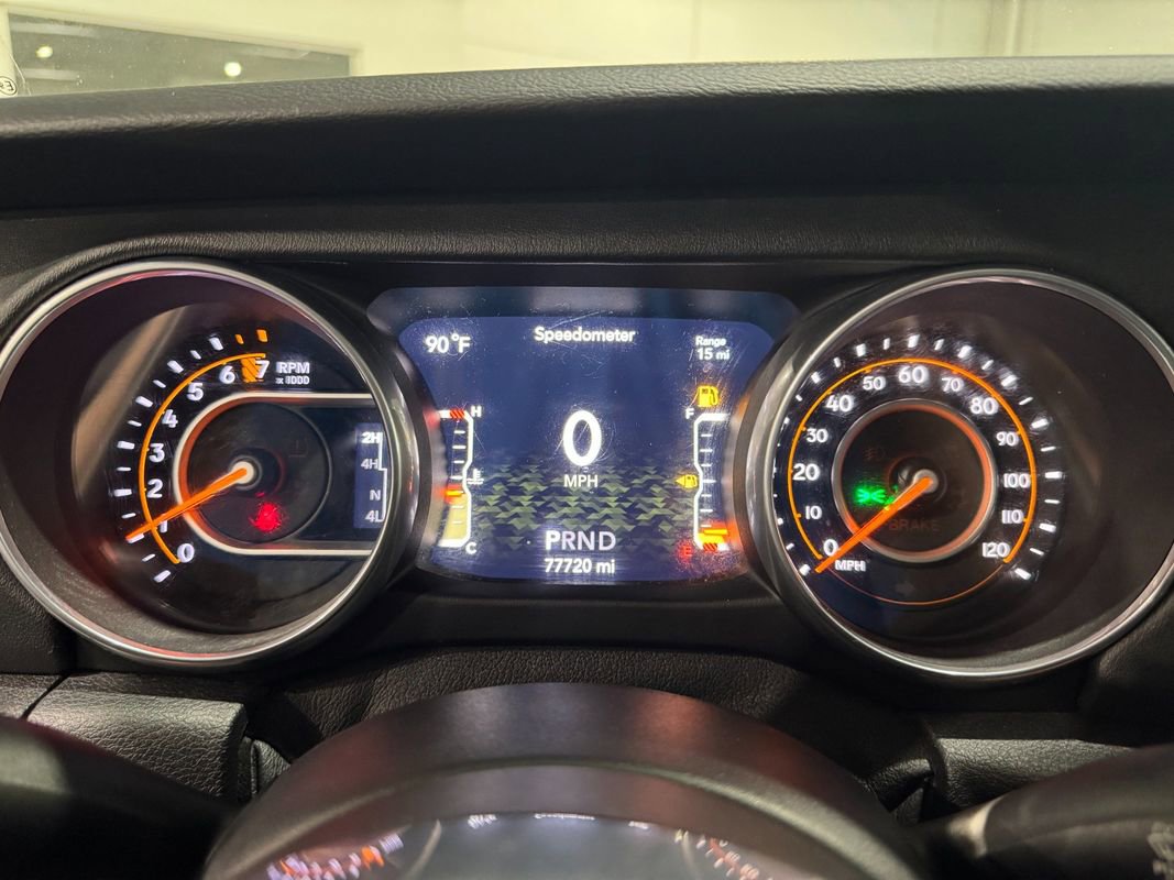 Used 2018 Jeep Wrangler Unlimited Sahara image 17