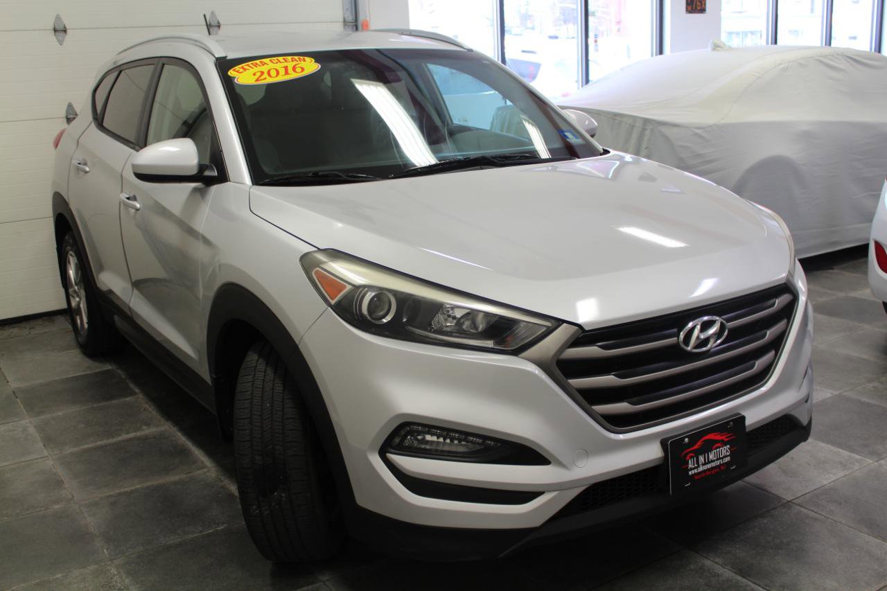 Used 2016 Hyundai Tucson SE w/ Option Group 12 image 3
