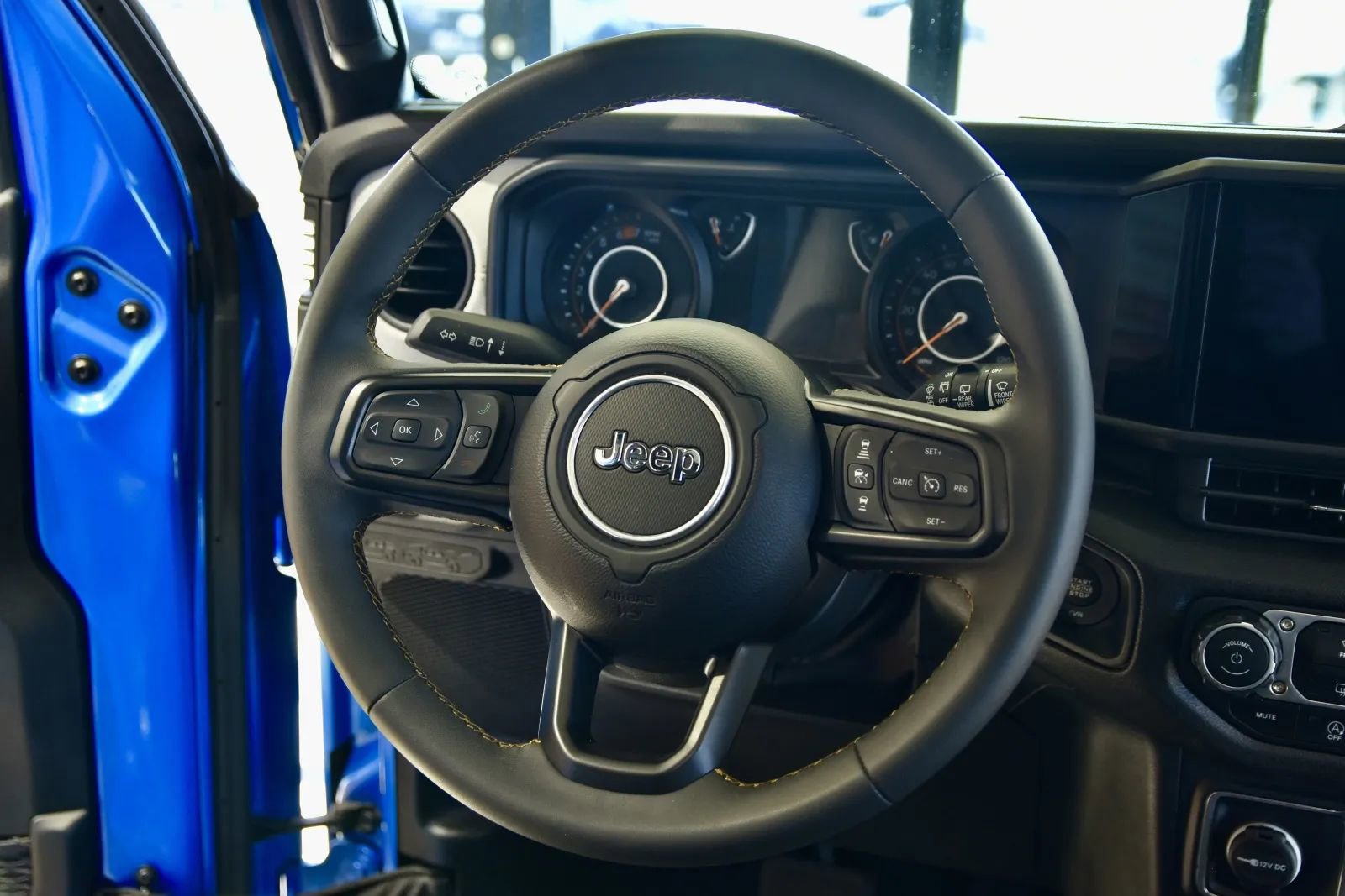 Used 2024 Jeep Wrangler Willys image 18