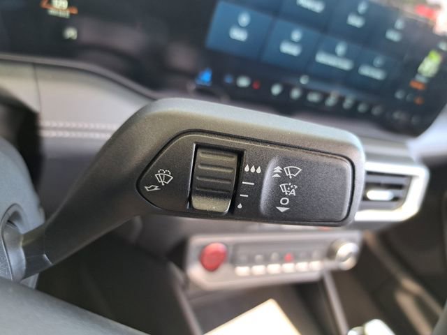 Used 2025 Ford Mustang Premium RWD image 25