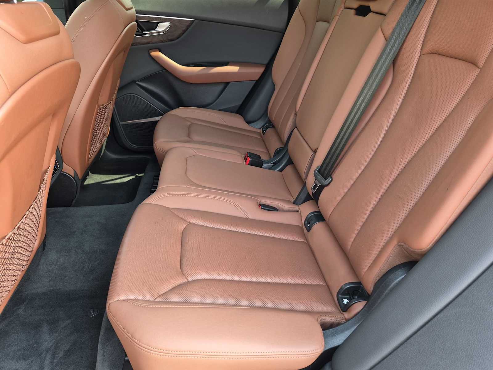 Used 2019 Audi Q8 Prestige w/ Year 1 Package AWD/4WD image 19
