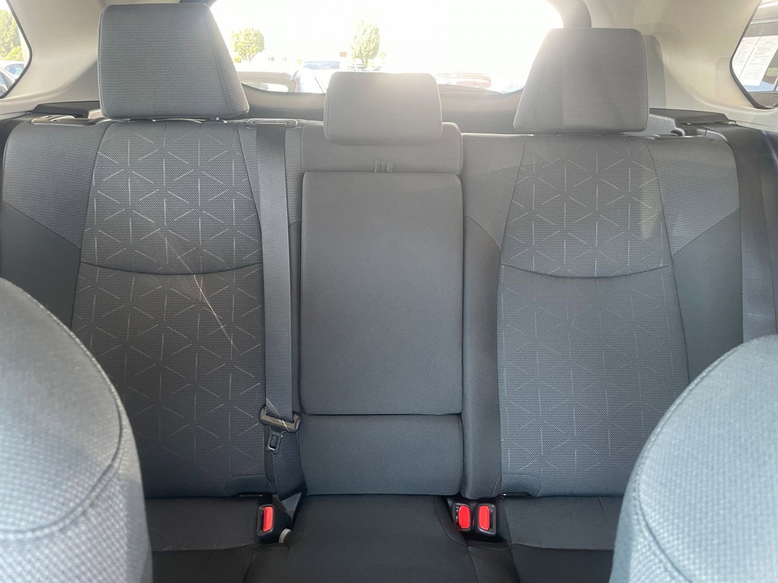 Used 2025 Toyota RAV4 XLE image 38
