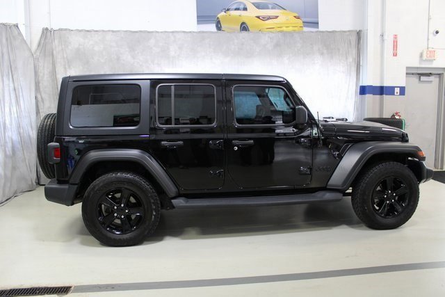 Used 2020 Jeep Wrangler Unlimited Sport image 2