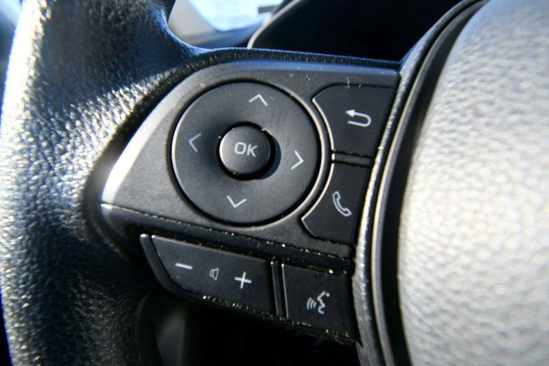 Used 2025 Toyota RAV4 XLE AWD/4WD image 19