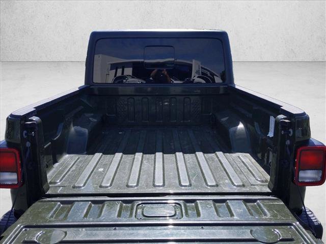 Used 2023 Jeep Gladiator Rubicon AWD/4WD image 6