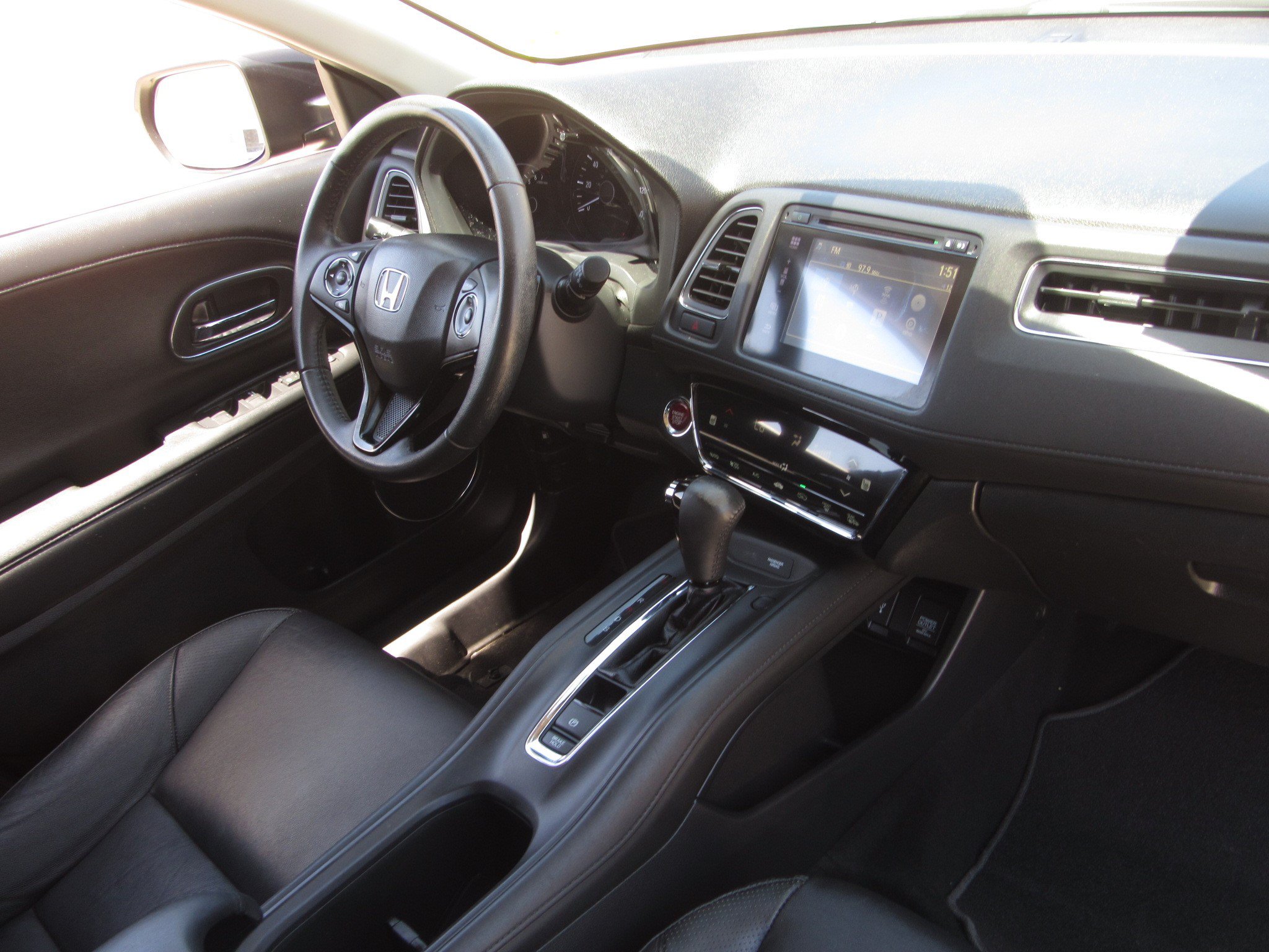 Certified 2017 Honda HR-V EX-L image 10