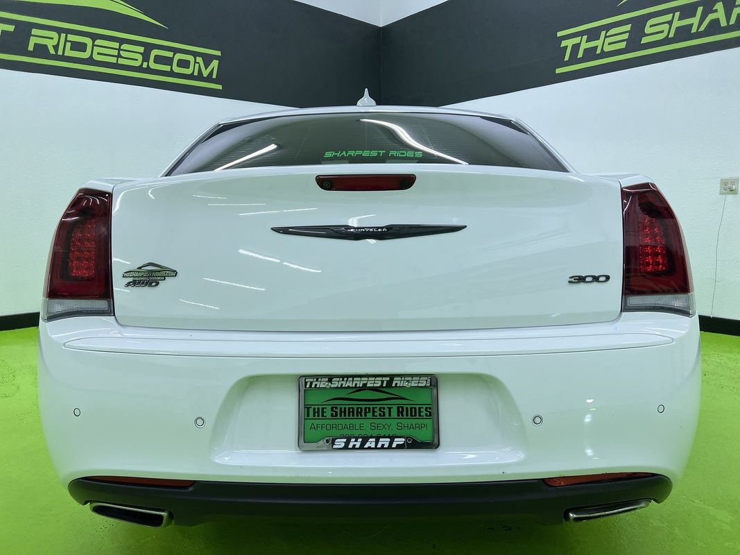 Used 2023 Chrysler 300 Touring L AWD/4WD image 8