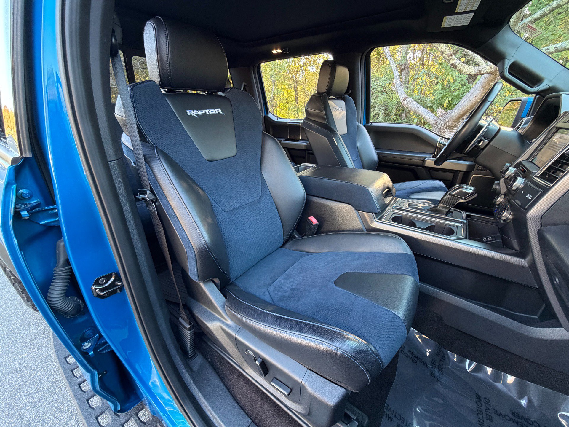 Used 2019 Ford F150 Raptor w/ Equipment Group 802A Luxury AWD/4WD image 60