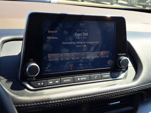 Used 2023 Nissan Rogue SV image 13