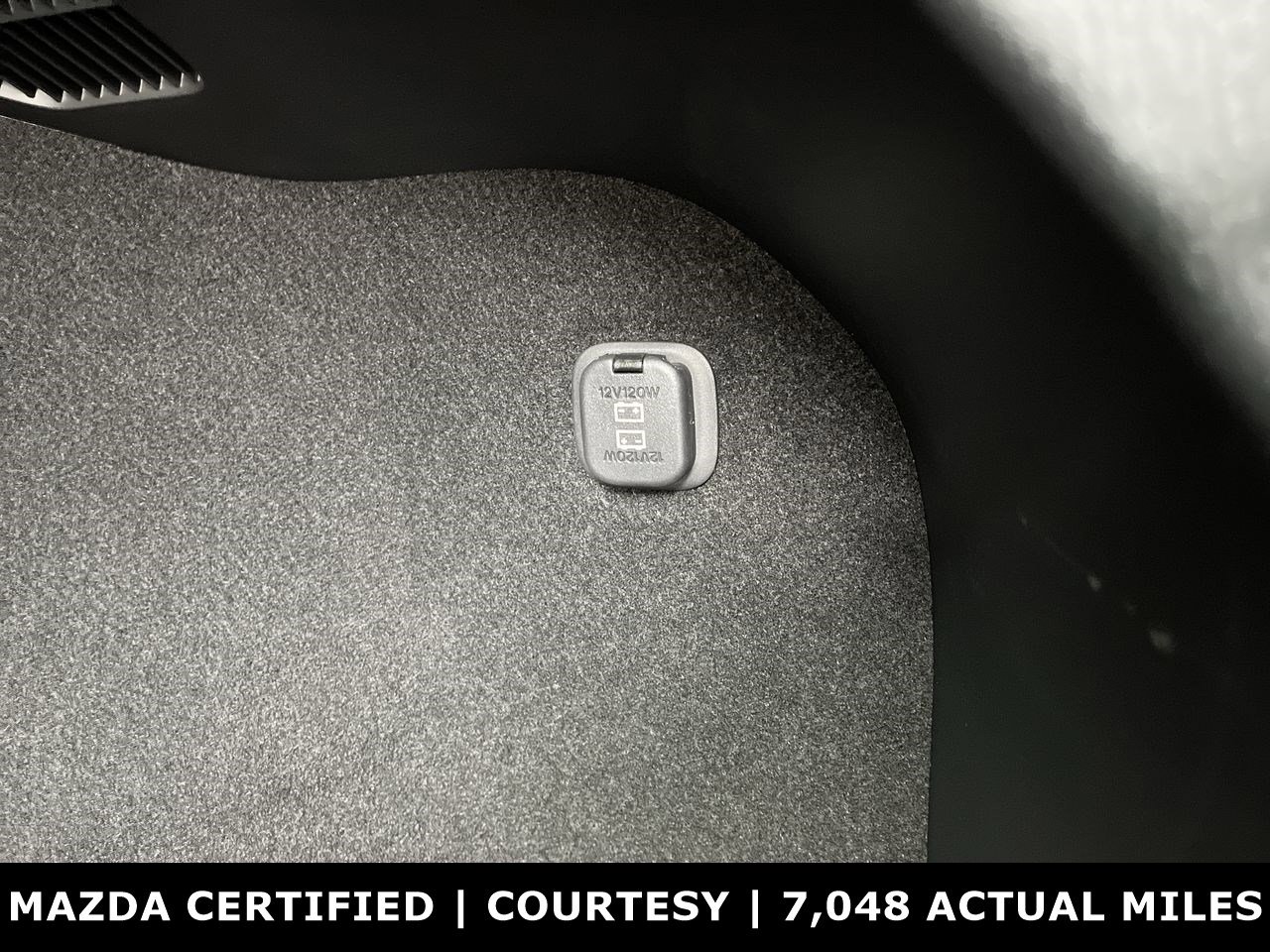 Certified 2025 MAZDA CX-5 Signature image 32