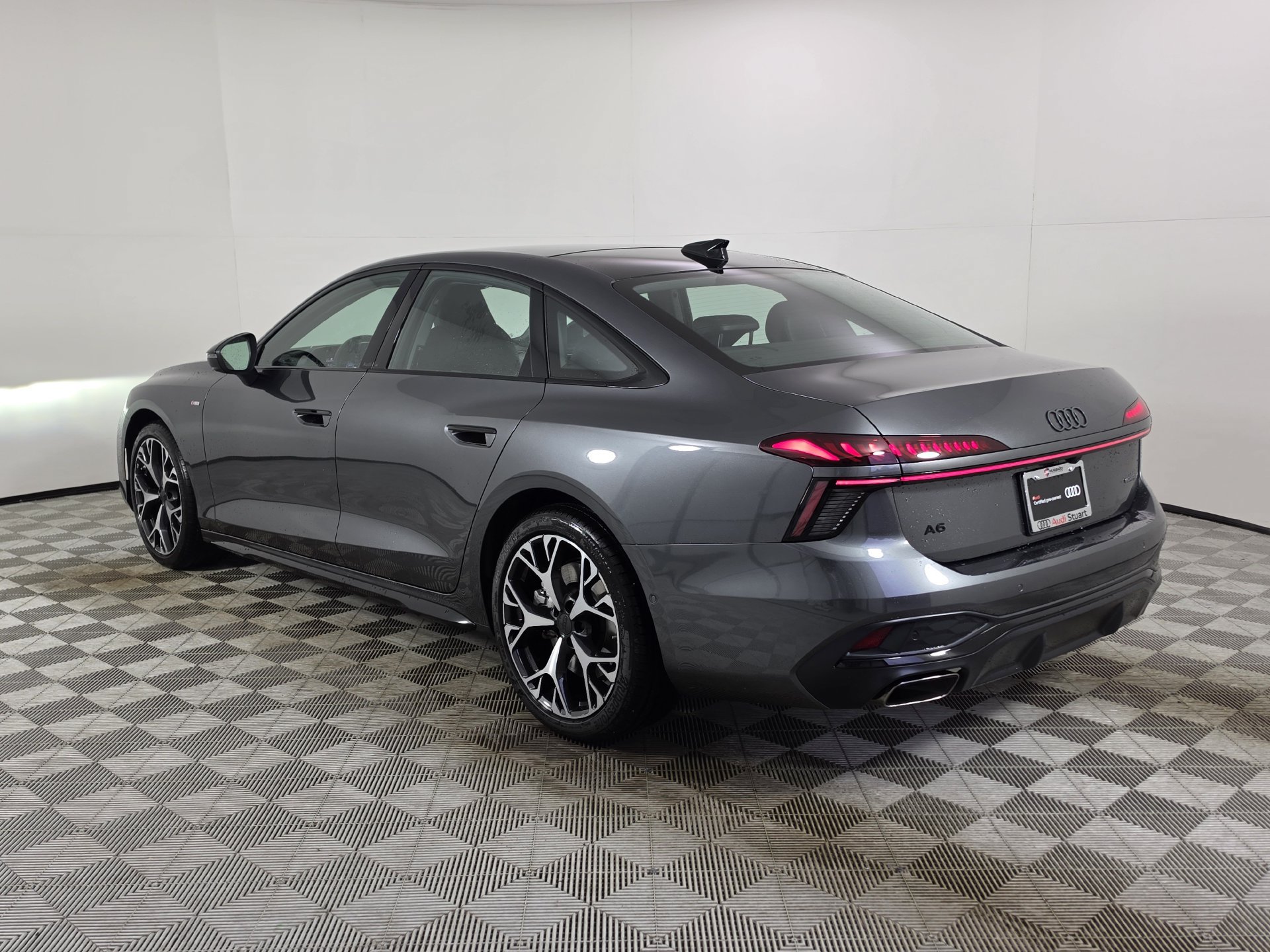 Certified 2026 Audi A6 Premium Plus w/ Premium Plus Package AWD/4WD image 38