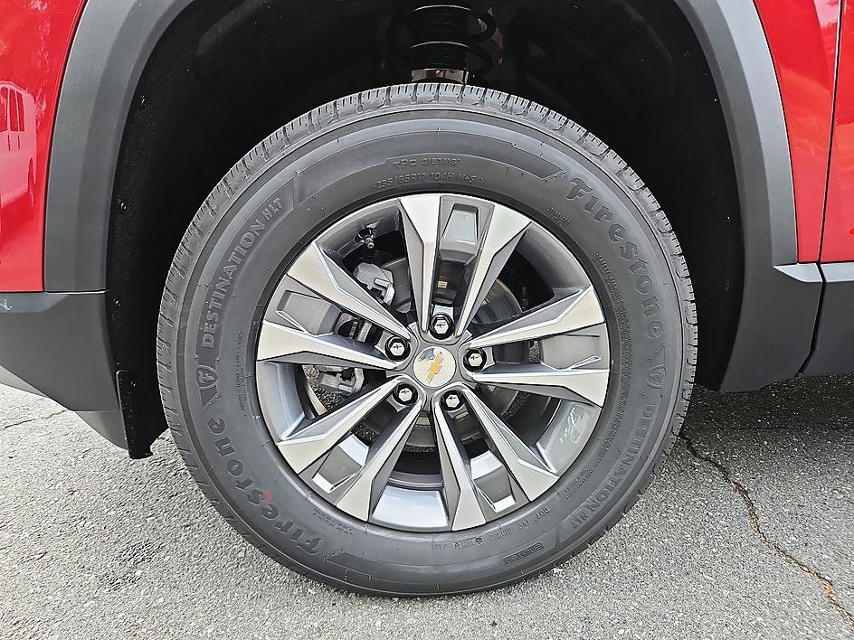 New 2026 Chevrolet Equinox LT w/ Safety and Technology Package FWD image 8