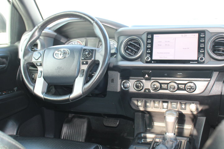 Certified 2020 Toyota Tacoma TRD Off-Road image 25