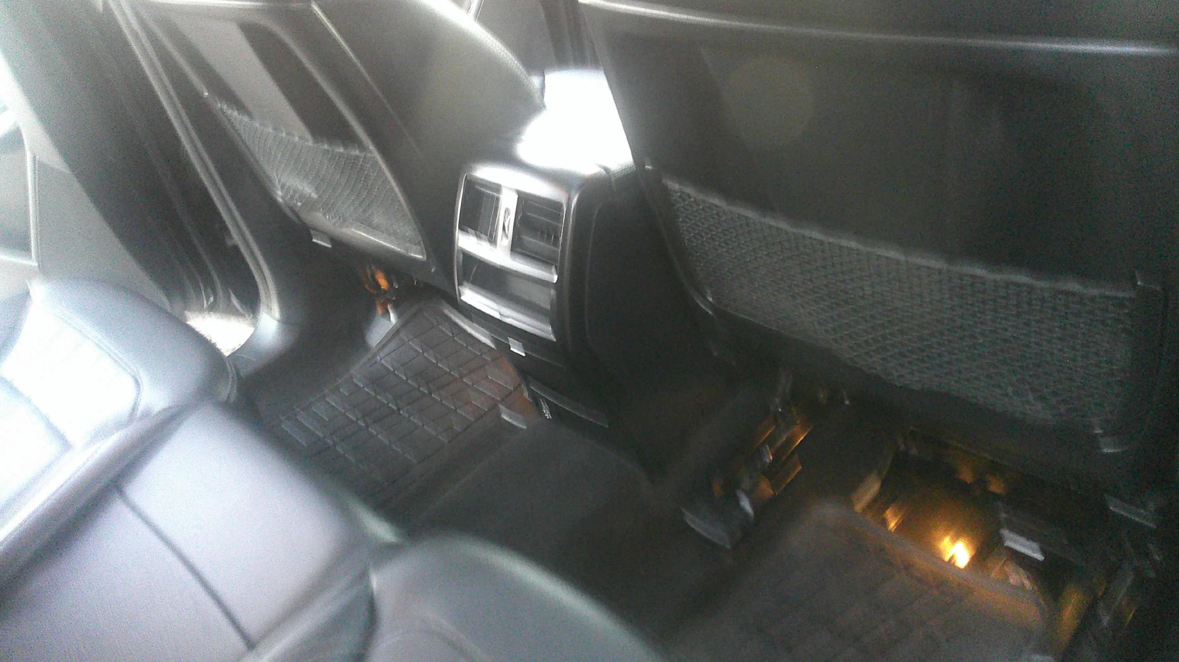 Used 2014 Mercedes-Benz GL 450 4MATIC image 28