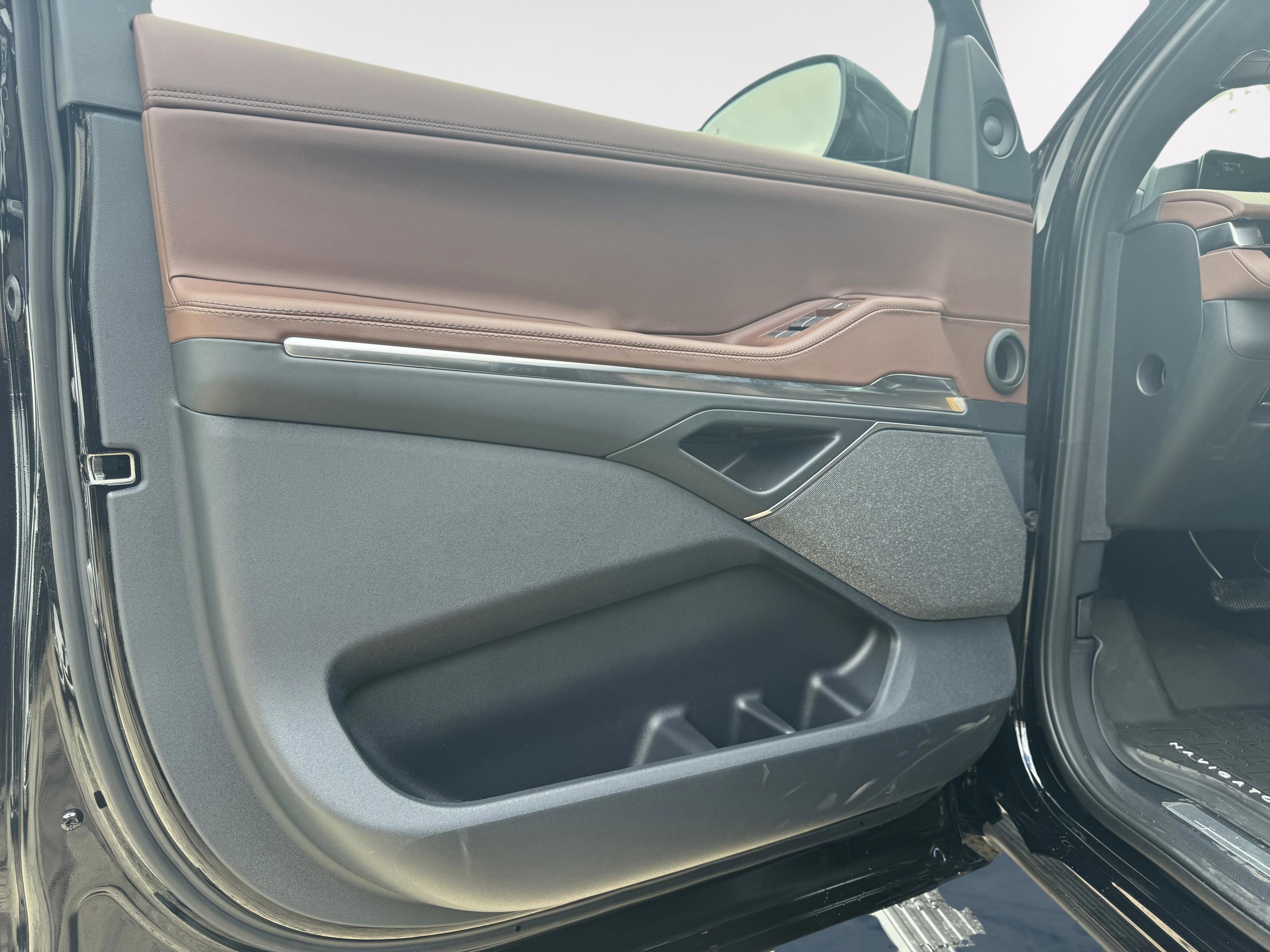 New 2026 Lincoln Navigator Reserve image 10