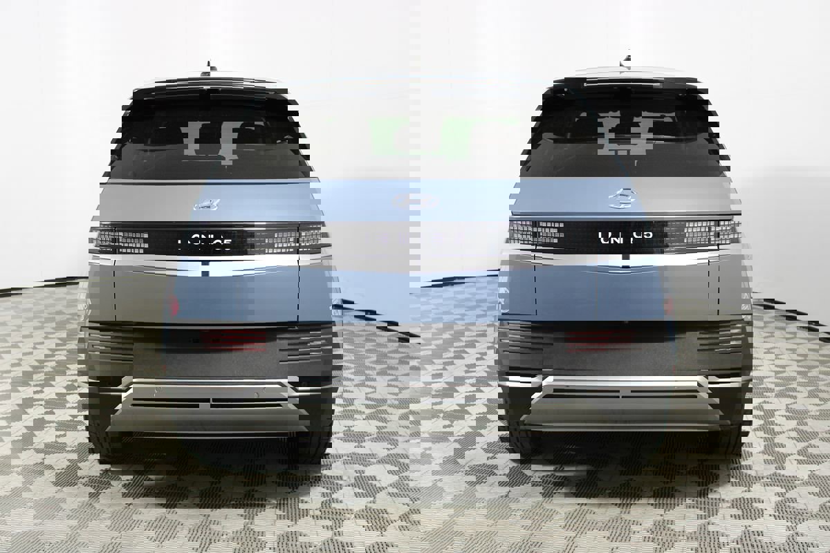 Used 2024 Hyundai Ioniq 5 SE image 30