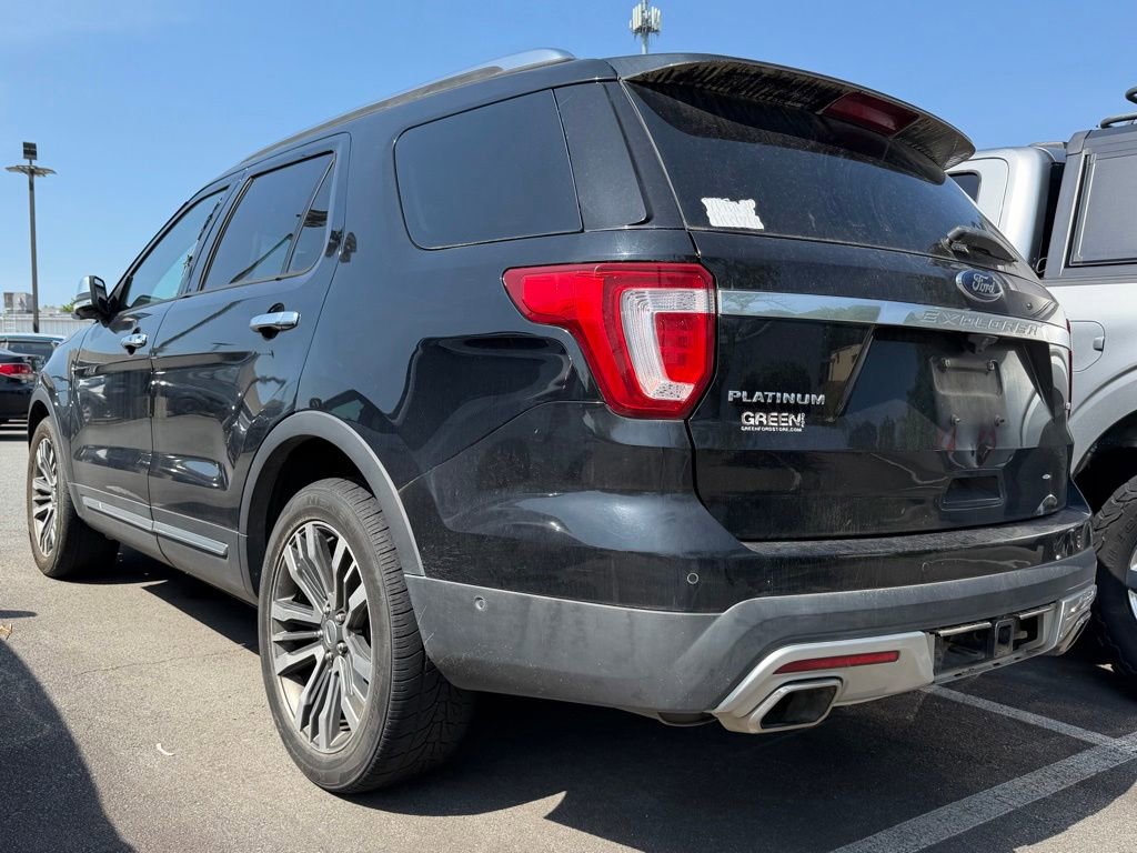 Used 2016 Ford Explorer Platinum AWD/4WD image 4