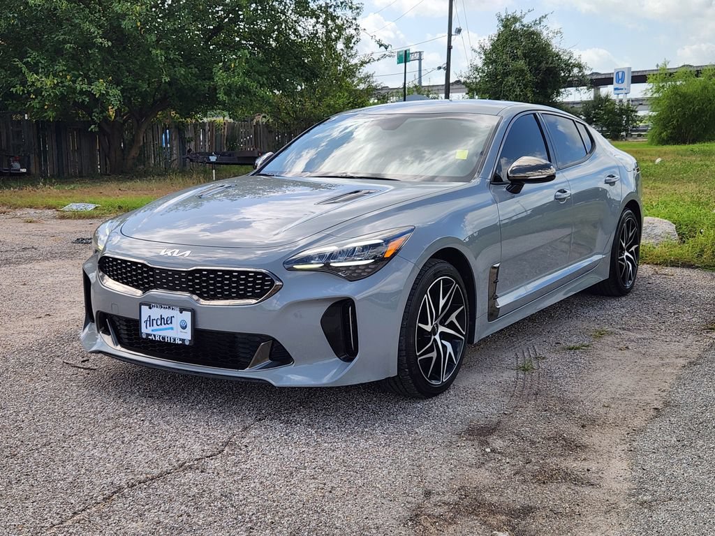 Used 2022 Kia Stinger GT-Line RWD image 2