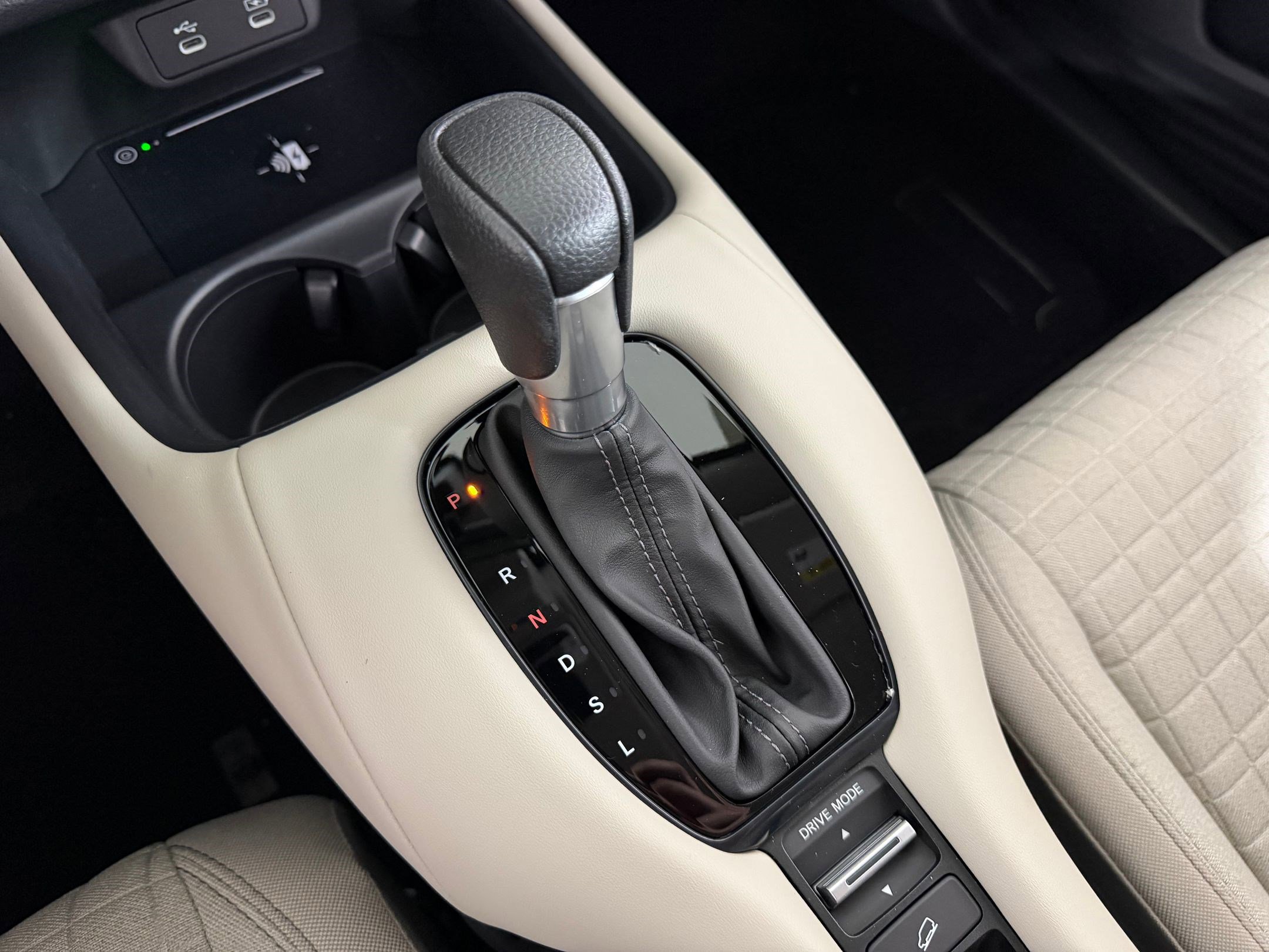 New 2026 Honda HR-V LX image 14