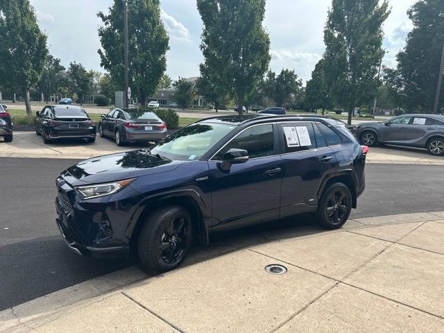 Used 2019 Toyota RAV4 XSE w/ XSE Weather Package AWD/4WD image 3