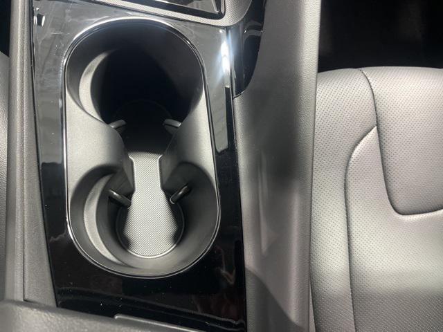 New 2026 Hyundai Elantra Limited w/ Cargo Package image 21