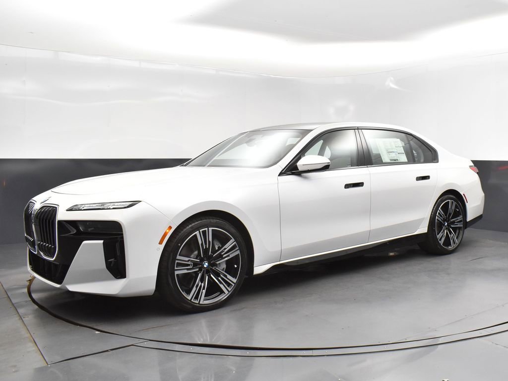 Certified 2024 BMW 760i xDrive w/ Executive Package image 3