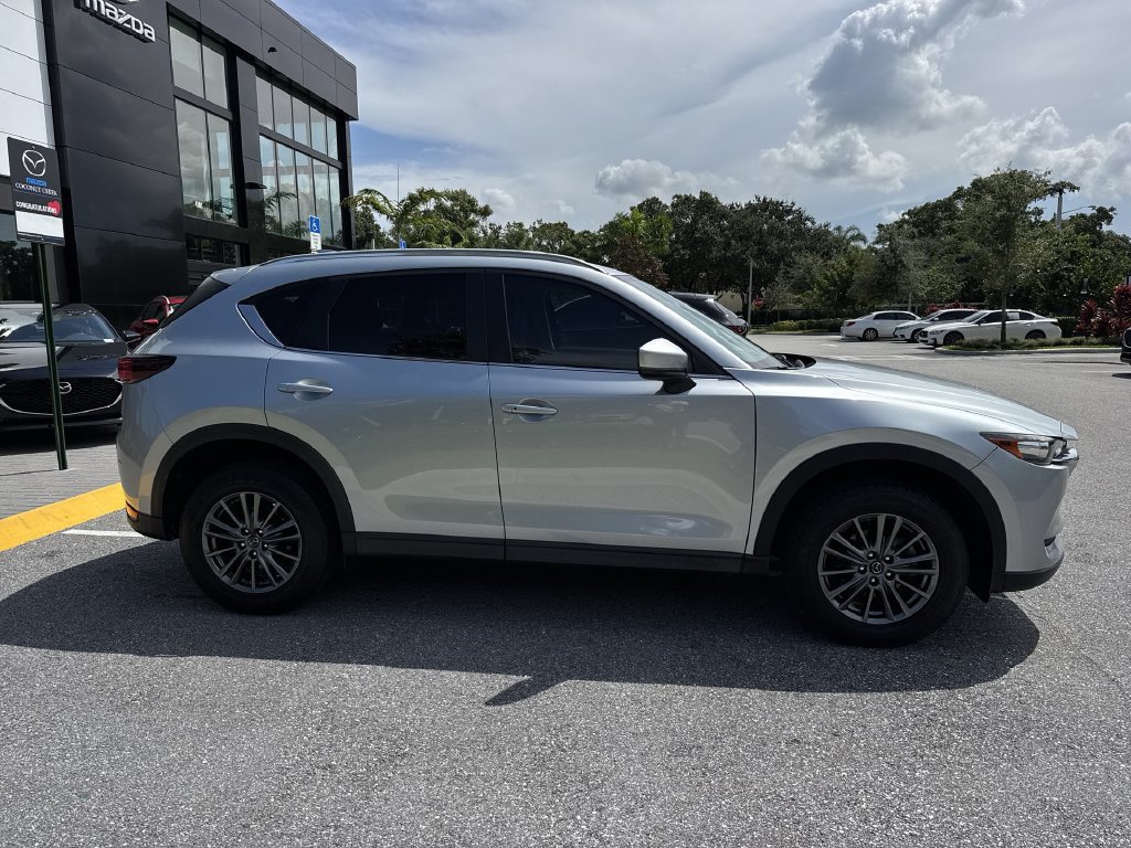 Used 2020 MAZDA CX-5 Touring FWD image 5