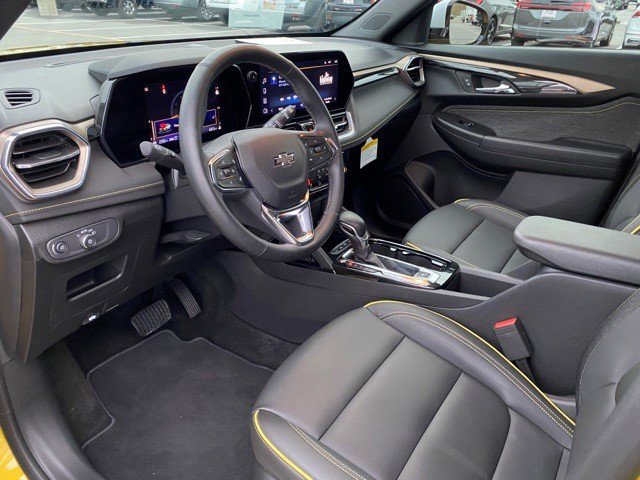 Certified 2025 Chevrolet TrailBlazer ACTIV w/ Driver Confidence Package image 16