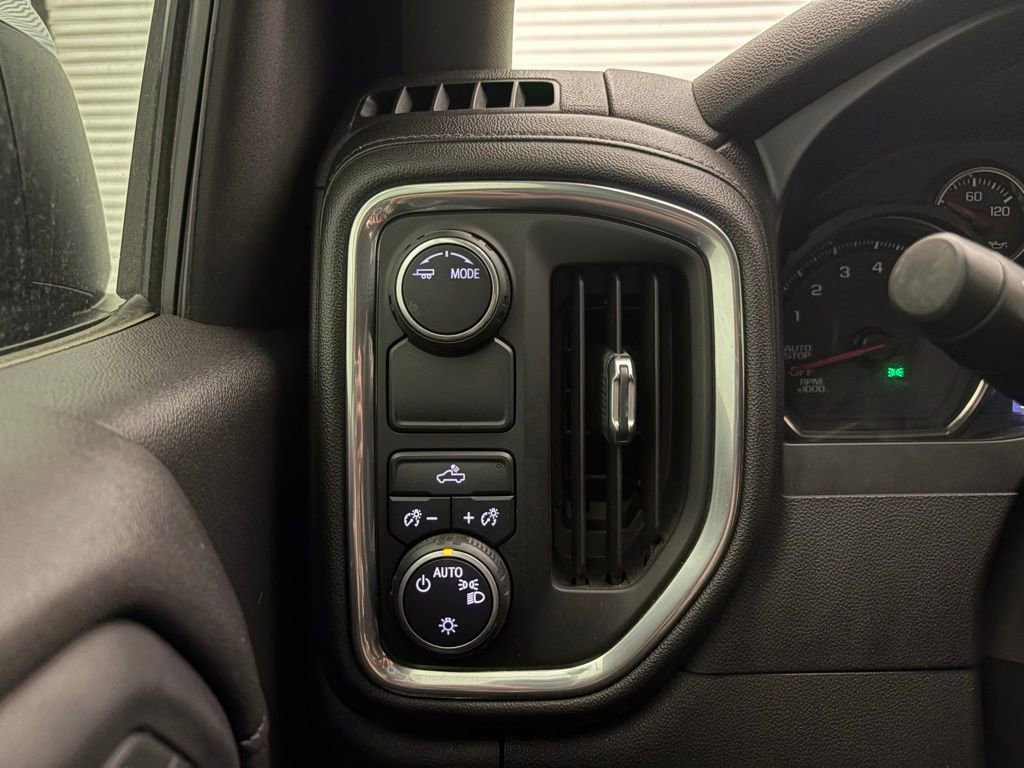 Certified 2020 Chevrolet Silverado 1500 LT w/ Texas Edition RWD image 4