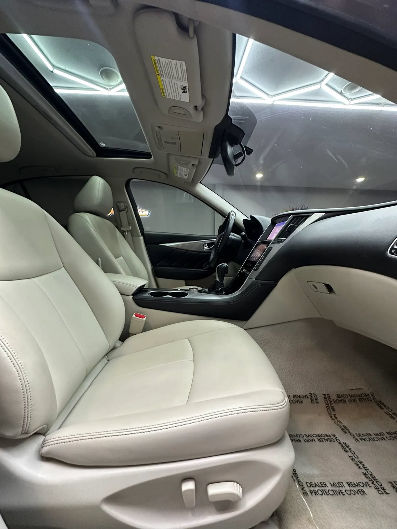 Used 2017 INFINITI Q50 Signature Edition RWD image 28