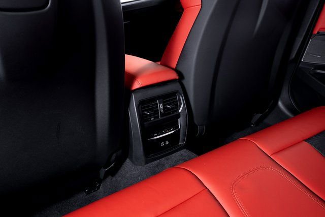 Used 2023 BMW M3 Competition w/ M Carbon Exterior Package image 27