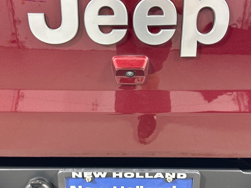 Certified 2022 Jeep Gladiator Overland w/ Popular Equipment Package AWD/4WD image 19