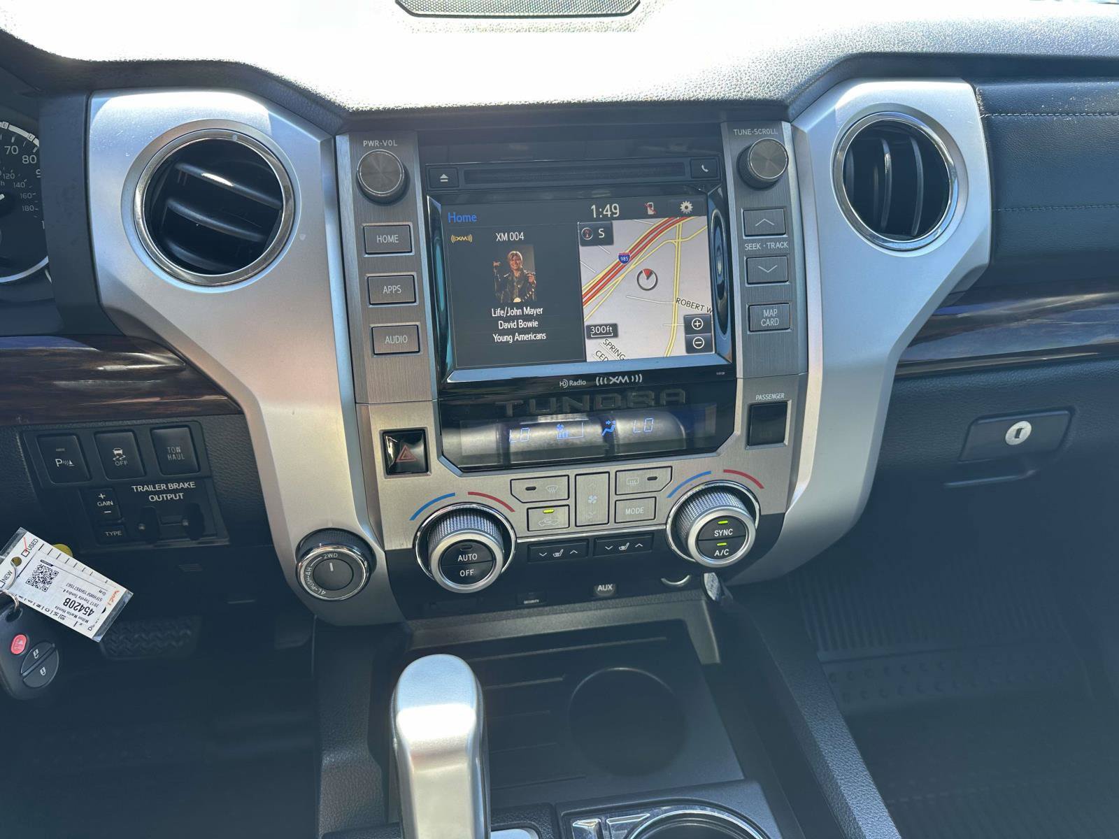 Used 2017 Toyota Tundra Limited w/ Limited Premium Package AWD/4WD image 16