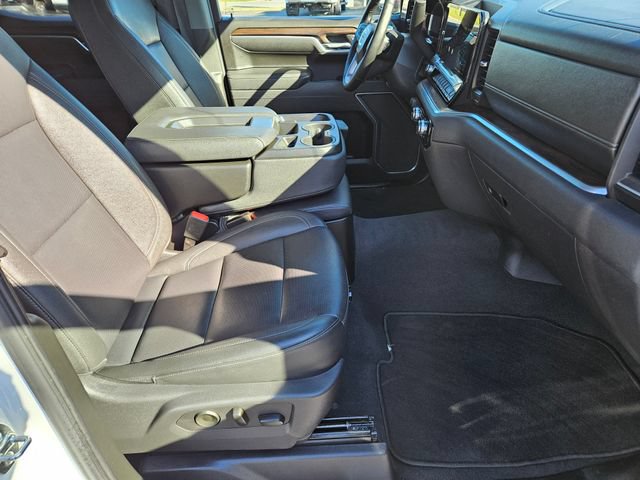 Used 2025 GMC Sierra 1500 SLT AWD/4WD image 18