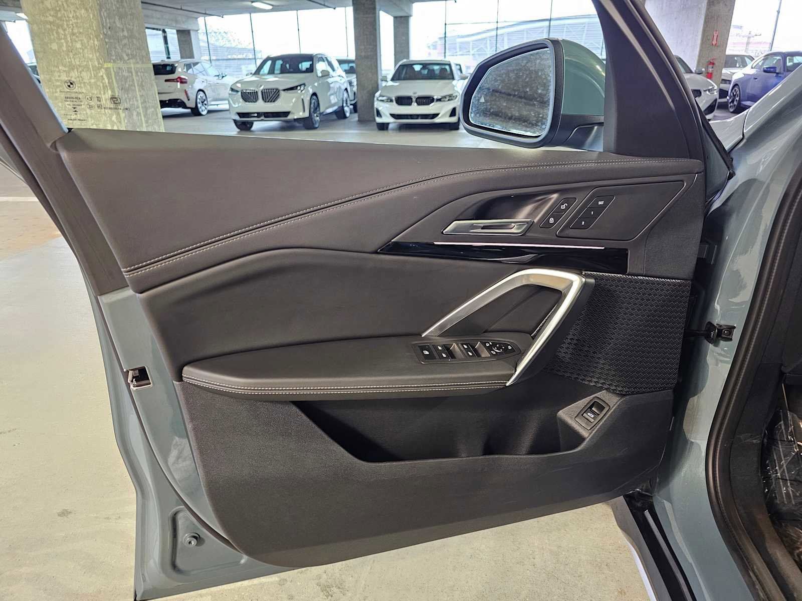 Used 2025 BMW X1 xDrive28i w/ Technology Package image 28