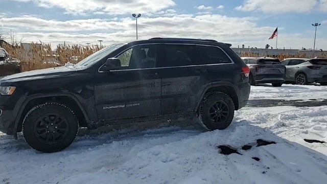 Used 2018 Jeep Grand Cherokee Laredo image 5