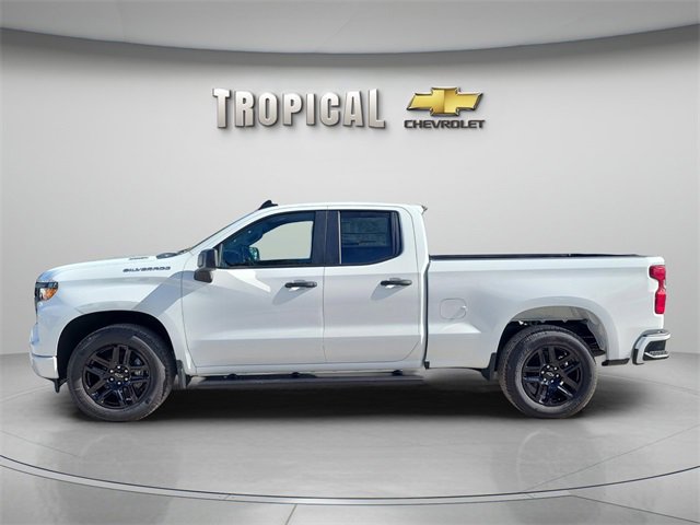 New 2026 Chevrolet Silverado 1500 Custom image 2