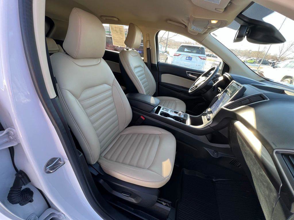 Used 2023 Ford Edge SEL w/ Convenience Package image 27
