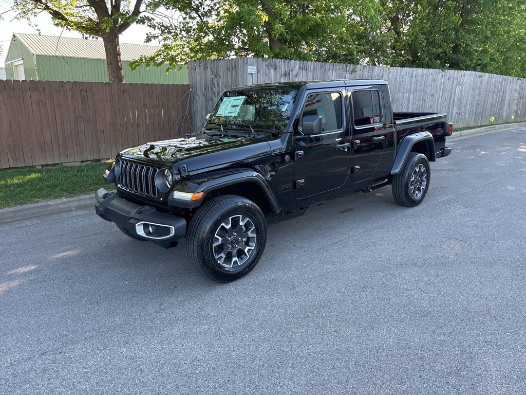 New 2026 Jeep Gladiator Sport