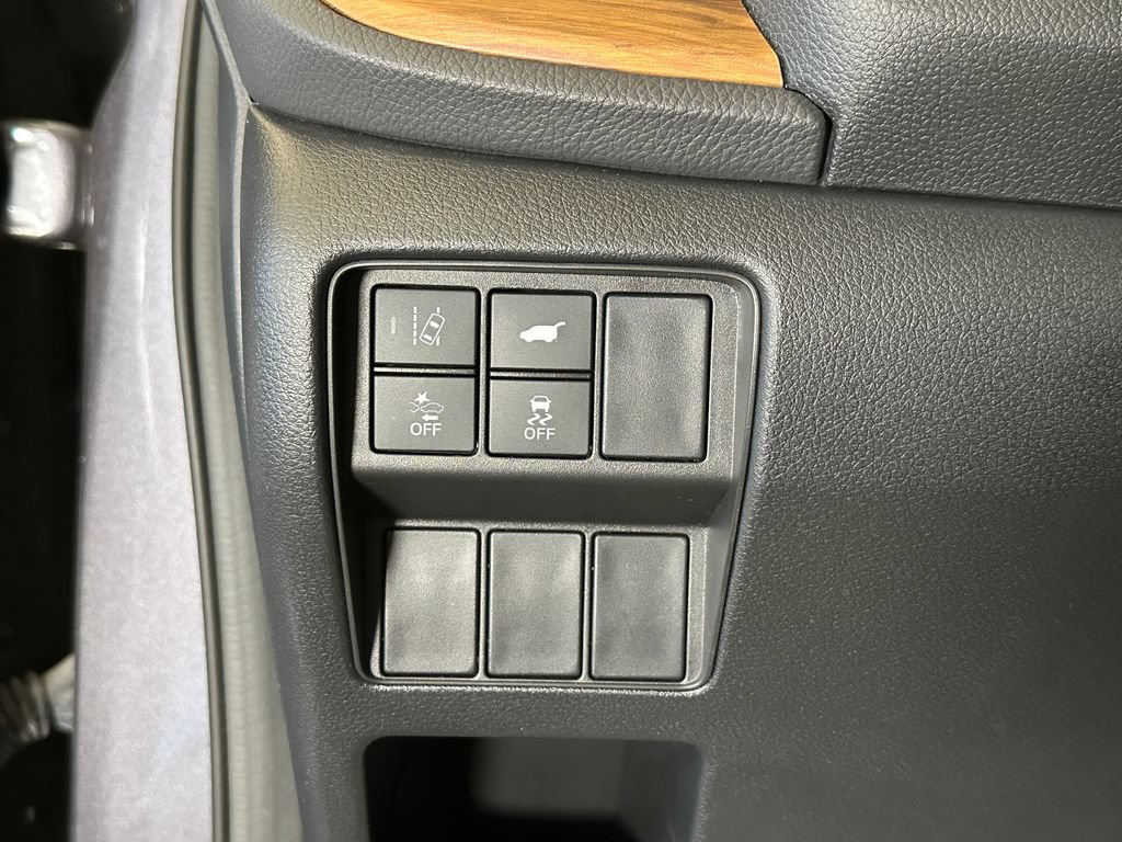 Used 2021 Honda CR-V Touring image 18
