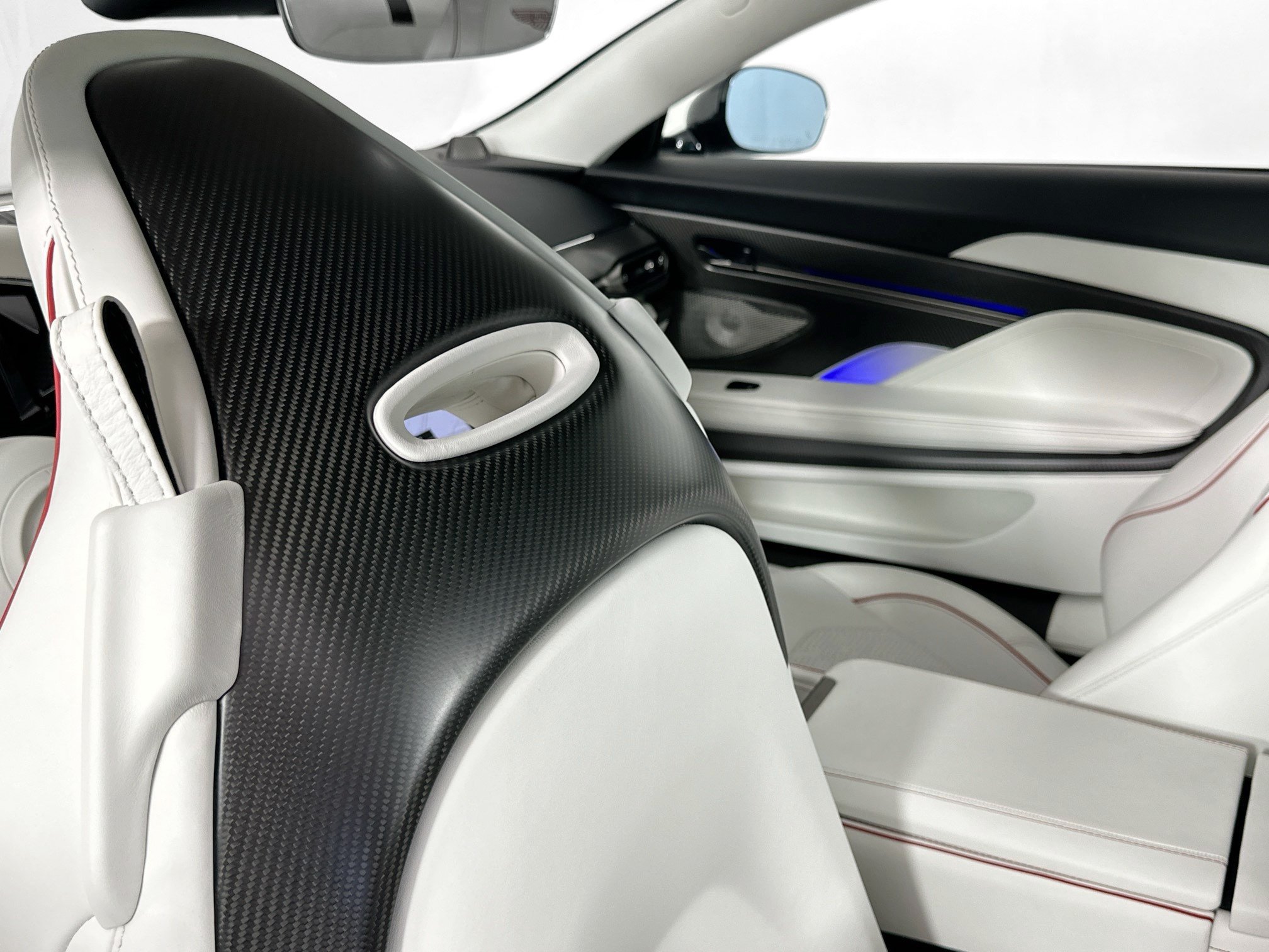 New 2026 Aston Martin Vanquish RWD image 24
