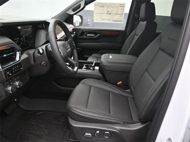 New 2026 GMC Yukon XL Denali image 10