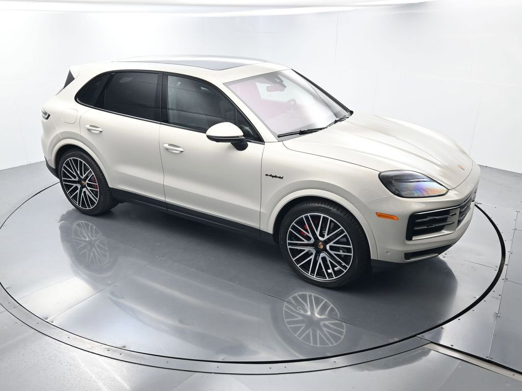 Certified 2026 Porsche Cayenne S AWD/4WD image 43