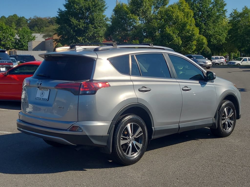 Used 2018 Toyota RAV4 XLE w/ Plus Extra Value Package FWD image 3