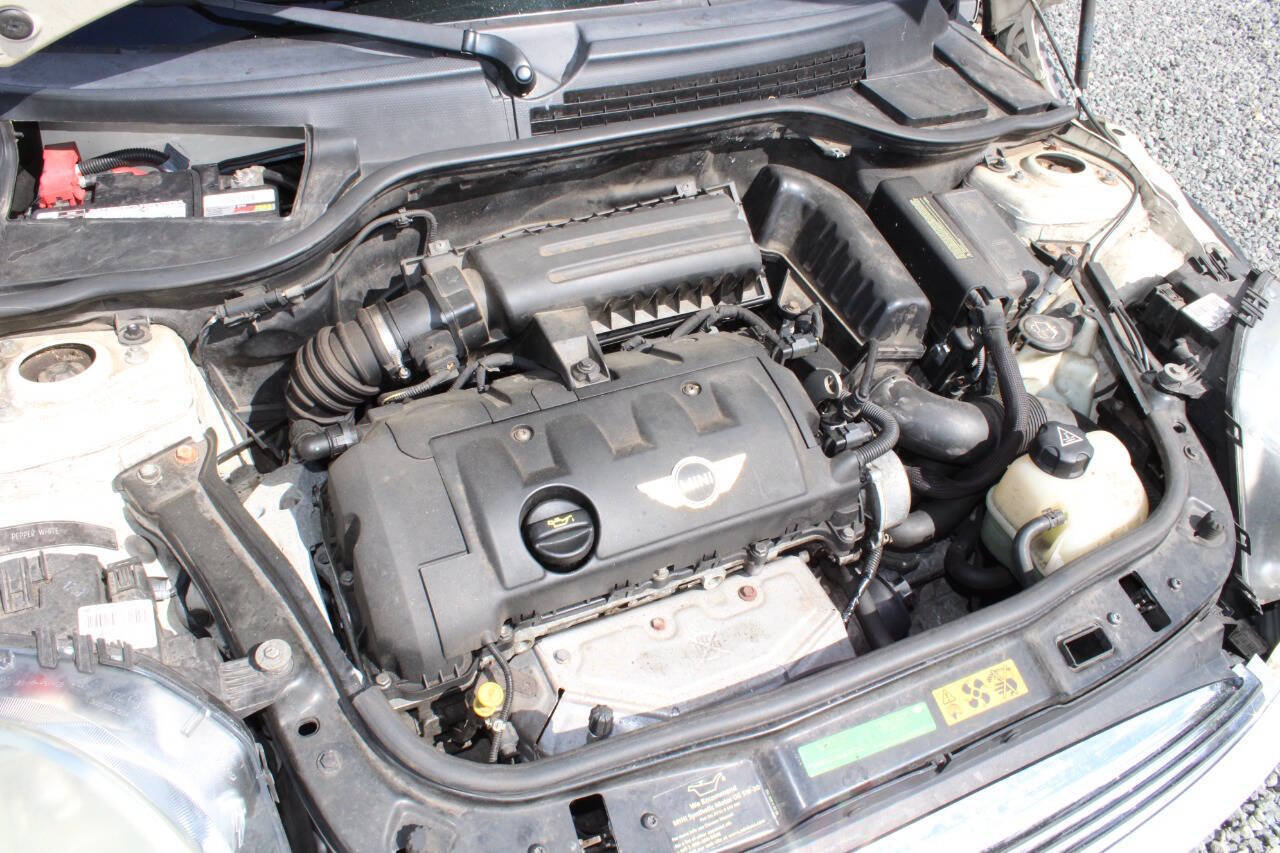Used 2009 MINI Cooper Convertible FWD image 30