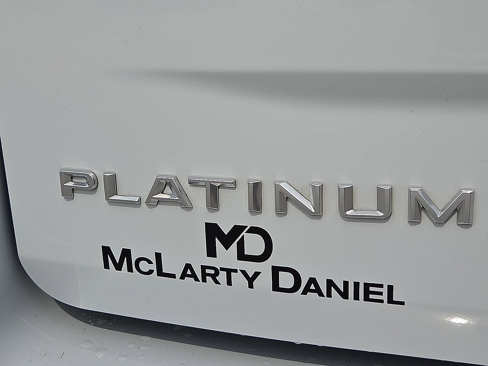 Used 2025 Ford Expedition Platinum w/ Driver's Package AWD/4WD image 9