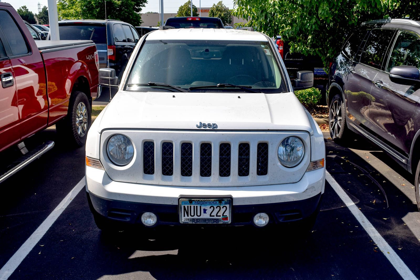 Used 2015 Jeep Patriot Latitude AWD/4WD image 2